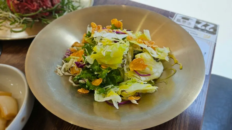Gat kimchi jangajji served as a side dish