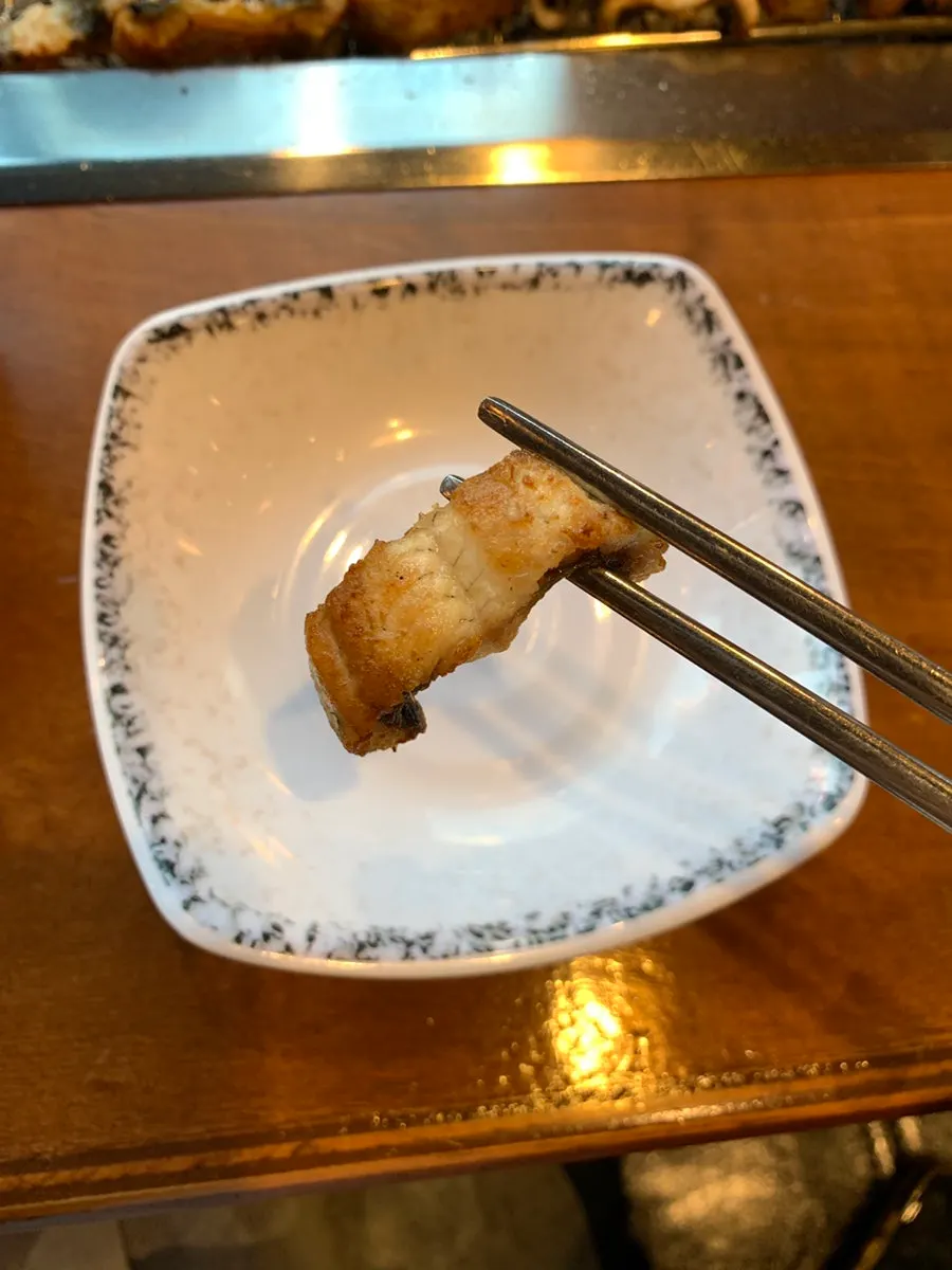 Golden-brown grilled eel