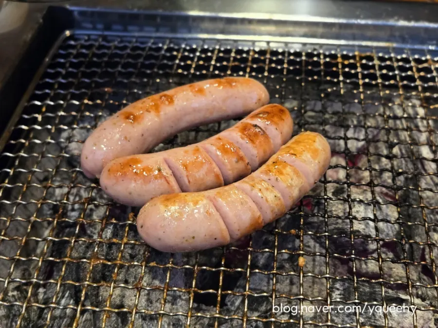 Grilled sausage that pairs well with rice