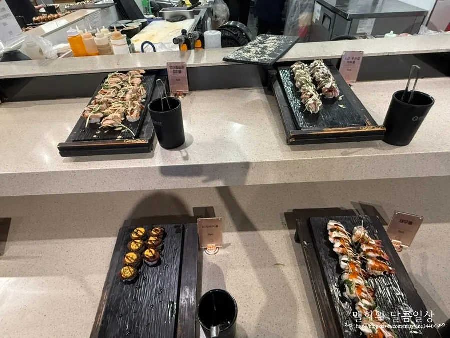 Sushi and sashimi selections at Kuu Kuu Nowon Branch