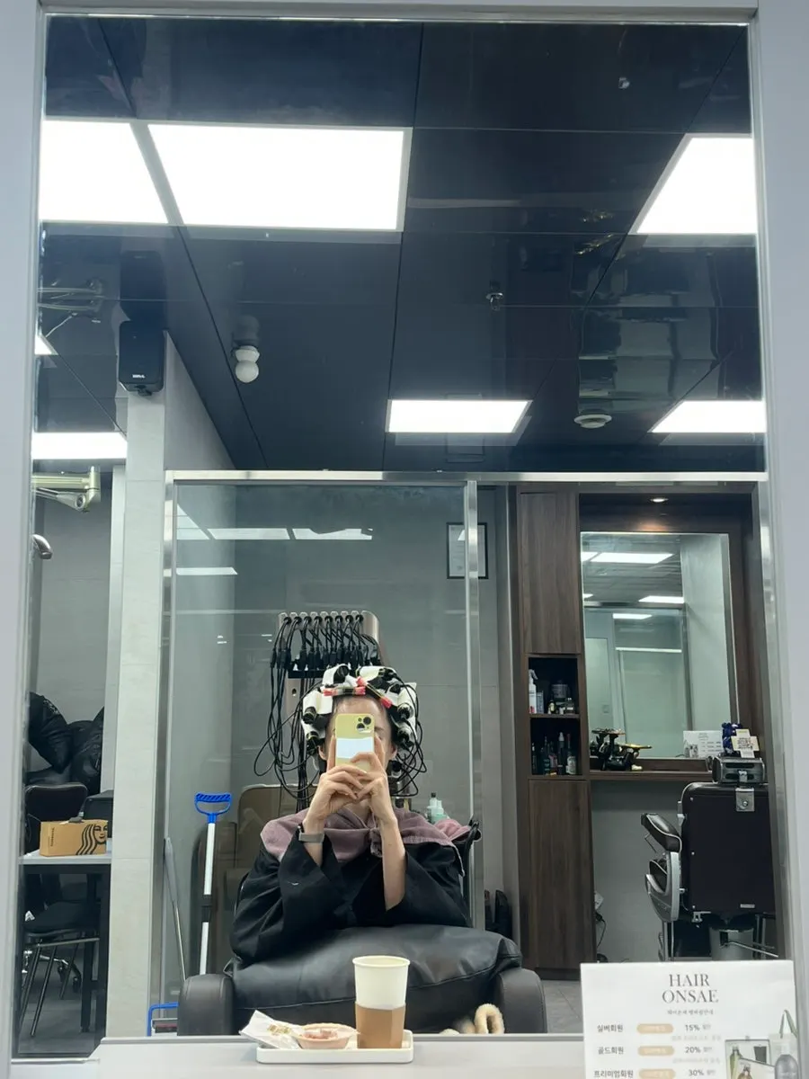 수분 클리닉을 받는 모발 상태