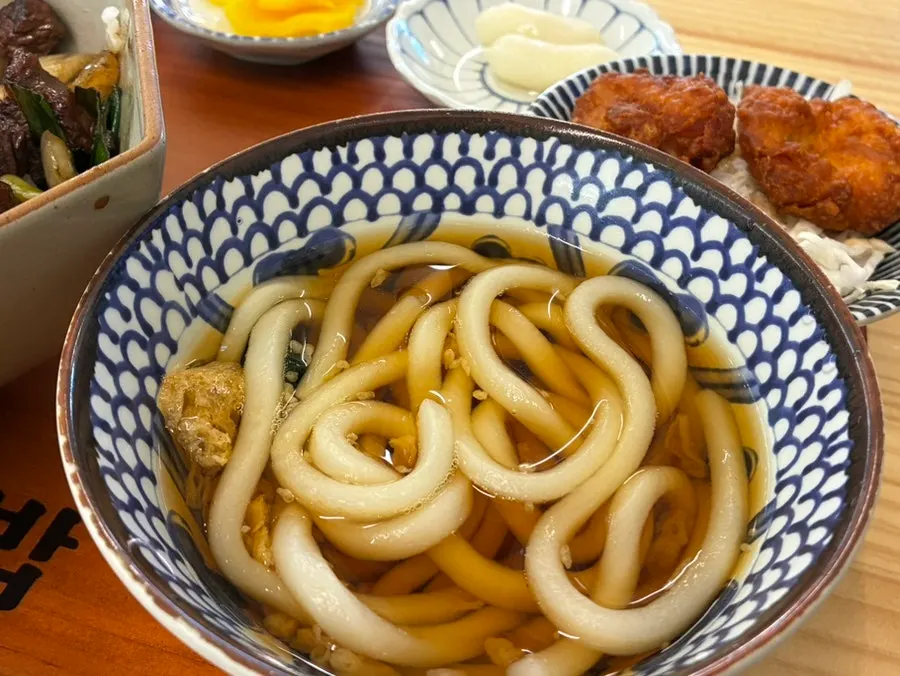 Hot mini udon served with the set