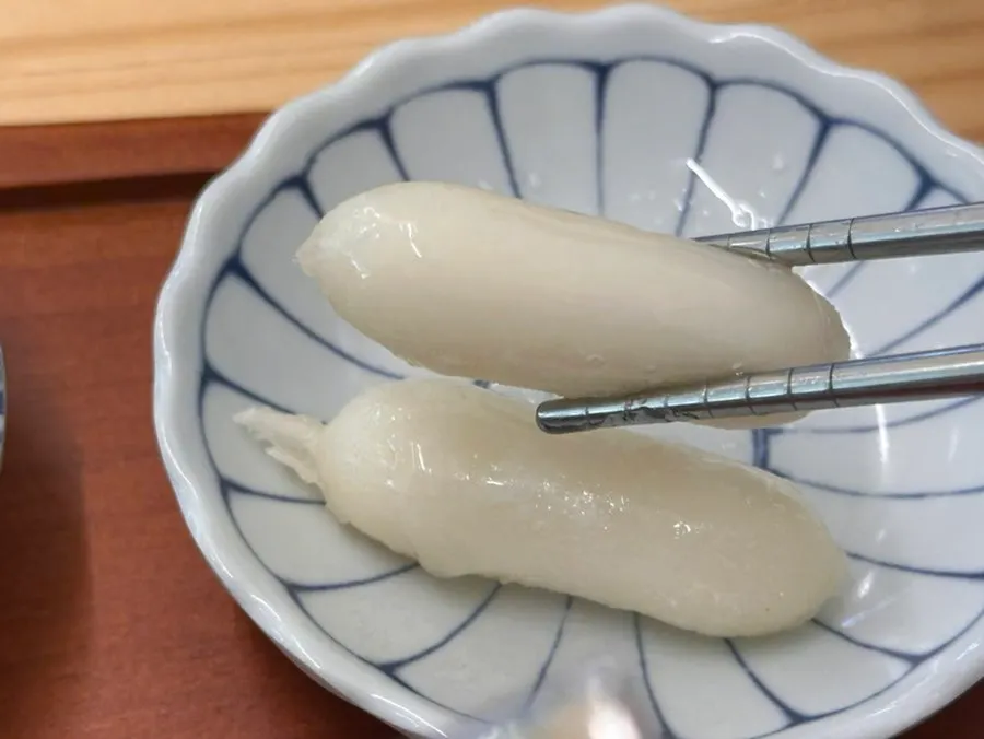 기본으로 나오는 꿀 치즈떡
