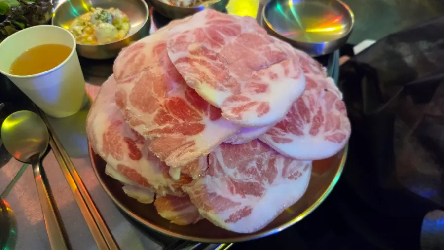 Dwitgolmok Gogi, Jabdam’s Korean pork special cut