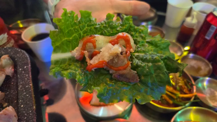 Dwitgolmok Gogi paired with kkosiraegi