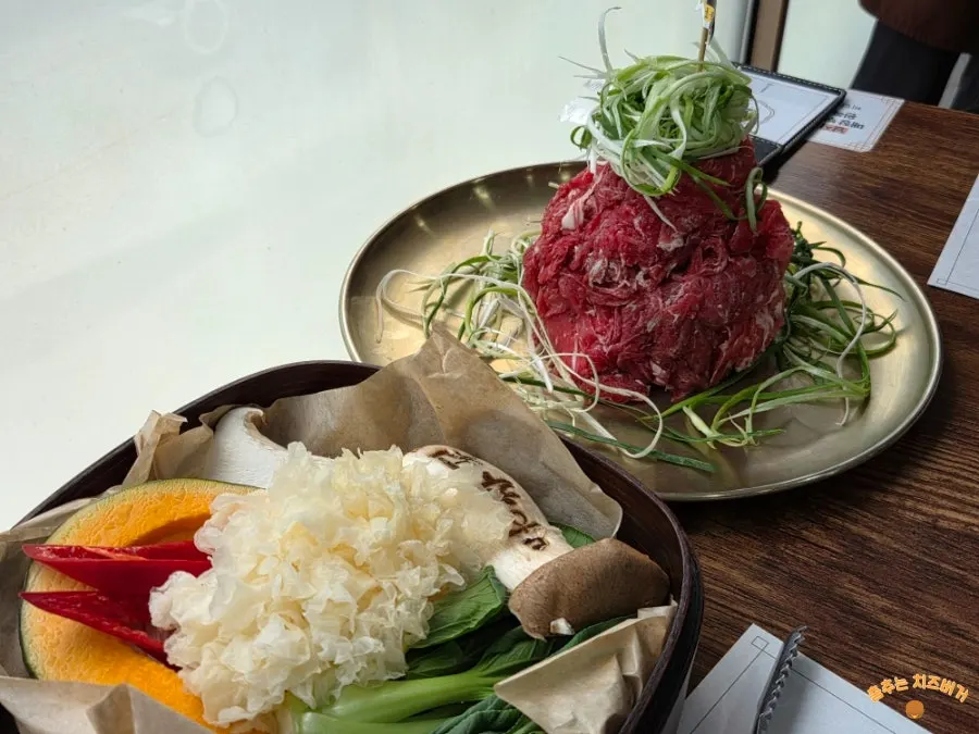 산더미처럼 나온 한우불고기