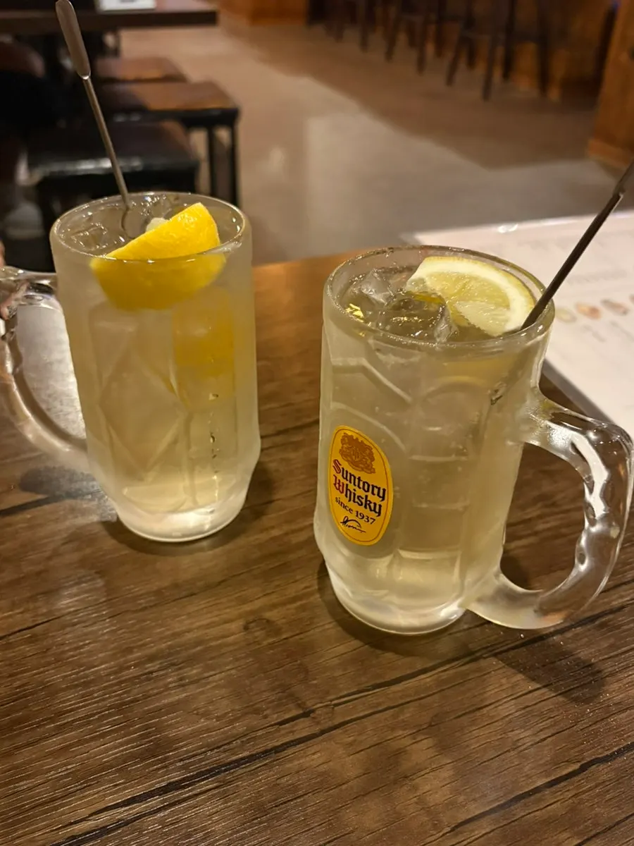 산토리 가쿠빈 하이볼 한 잔