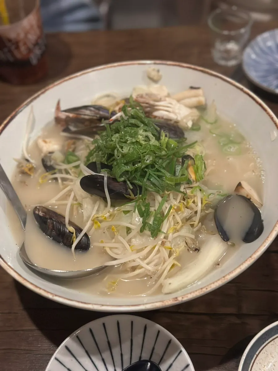 비장탄에 구운 야키토리 오마카세 한 접시