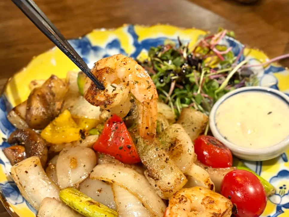 Shrimp and scallops grilled in butter