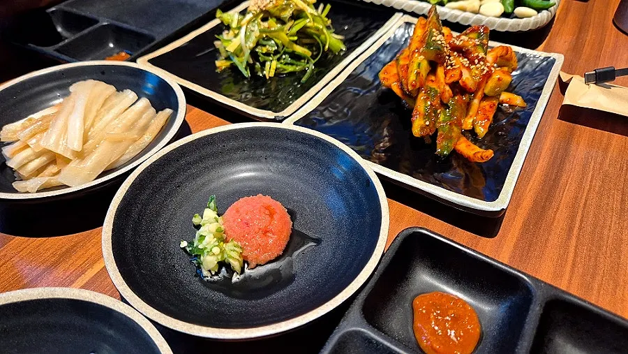 A plate of raw Jocha Set pork