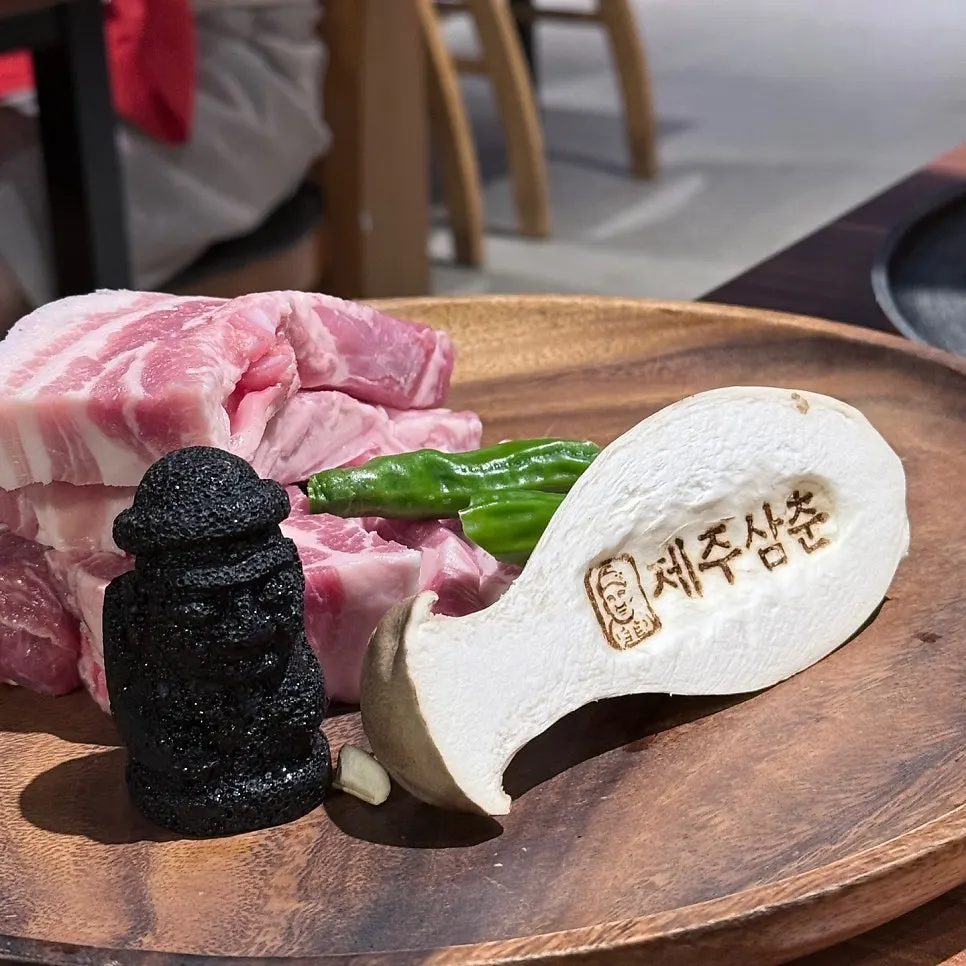 Jeju Samchun black pork set menu board
