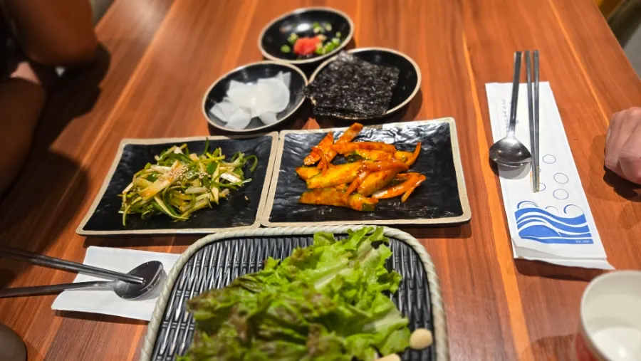 Side dish spread at Jeju Samchun