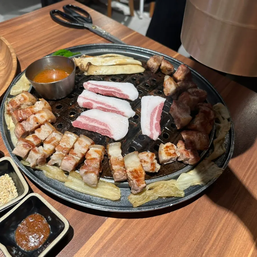 Fully grilled pork neck and pork belly