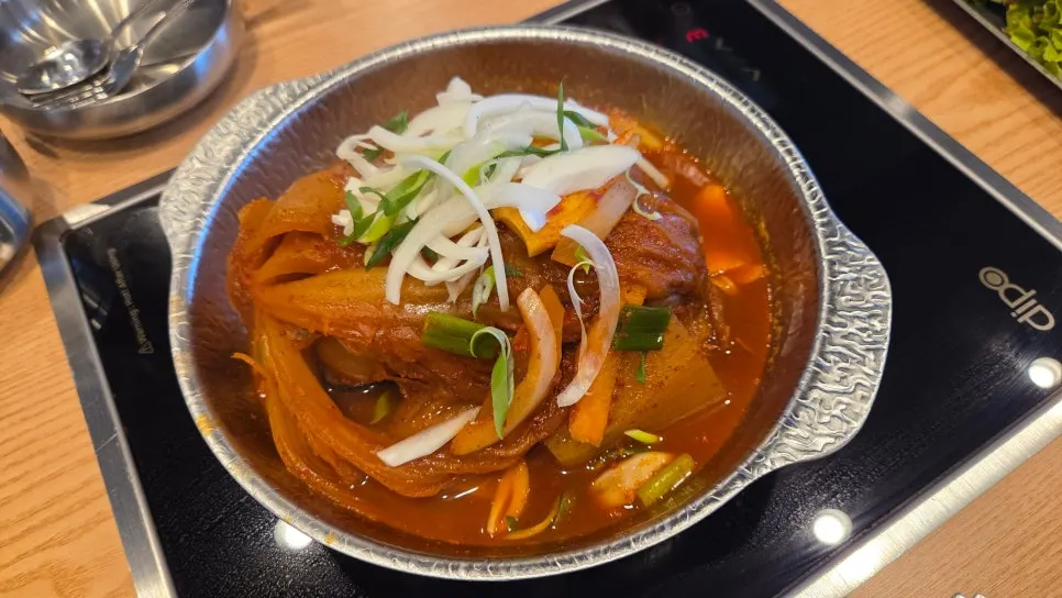 Seasoned mackerel ssambap