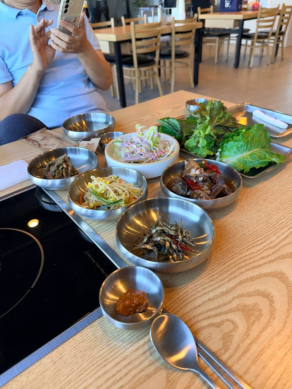Mackerel ssambap table set with wrap vegetables and side dishes