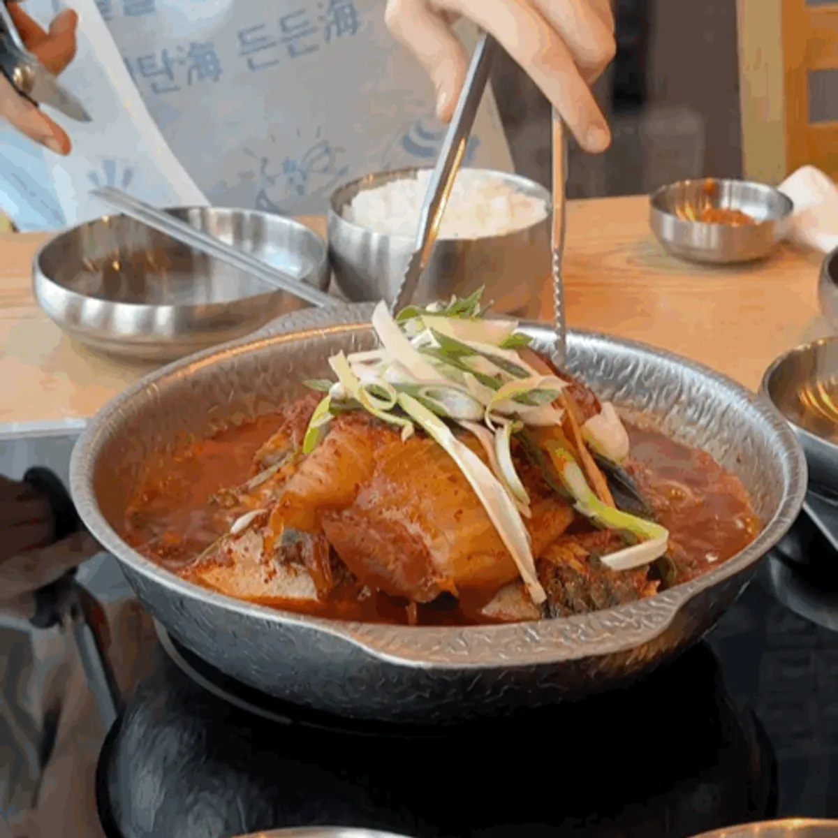 Signature photo of Jeju Seom Godeungeo Ssambap in Hamdeok, Jeju