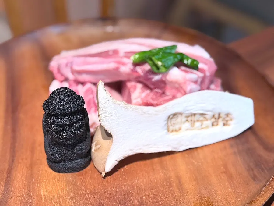 Joka Set with pork neck and pork belly