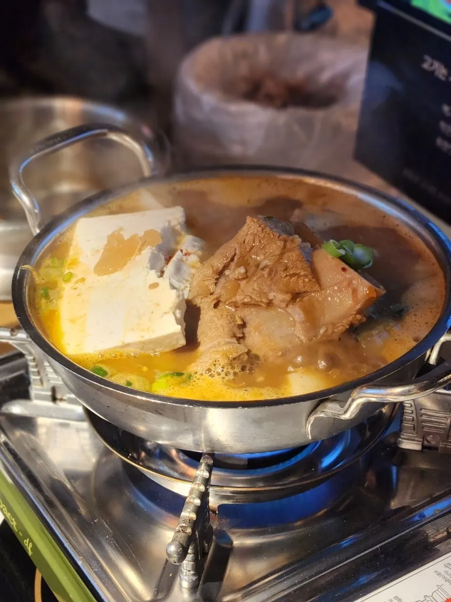 두부가 들어간 돋뻬된장전골