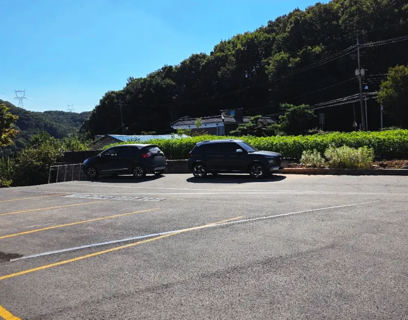 햄찌랑토찌랑 앞 넓은 주차장