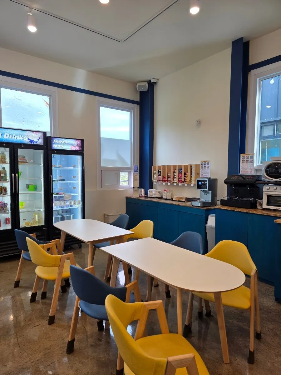 Cooking area for self-cooked Hangang ramen