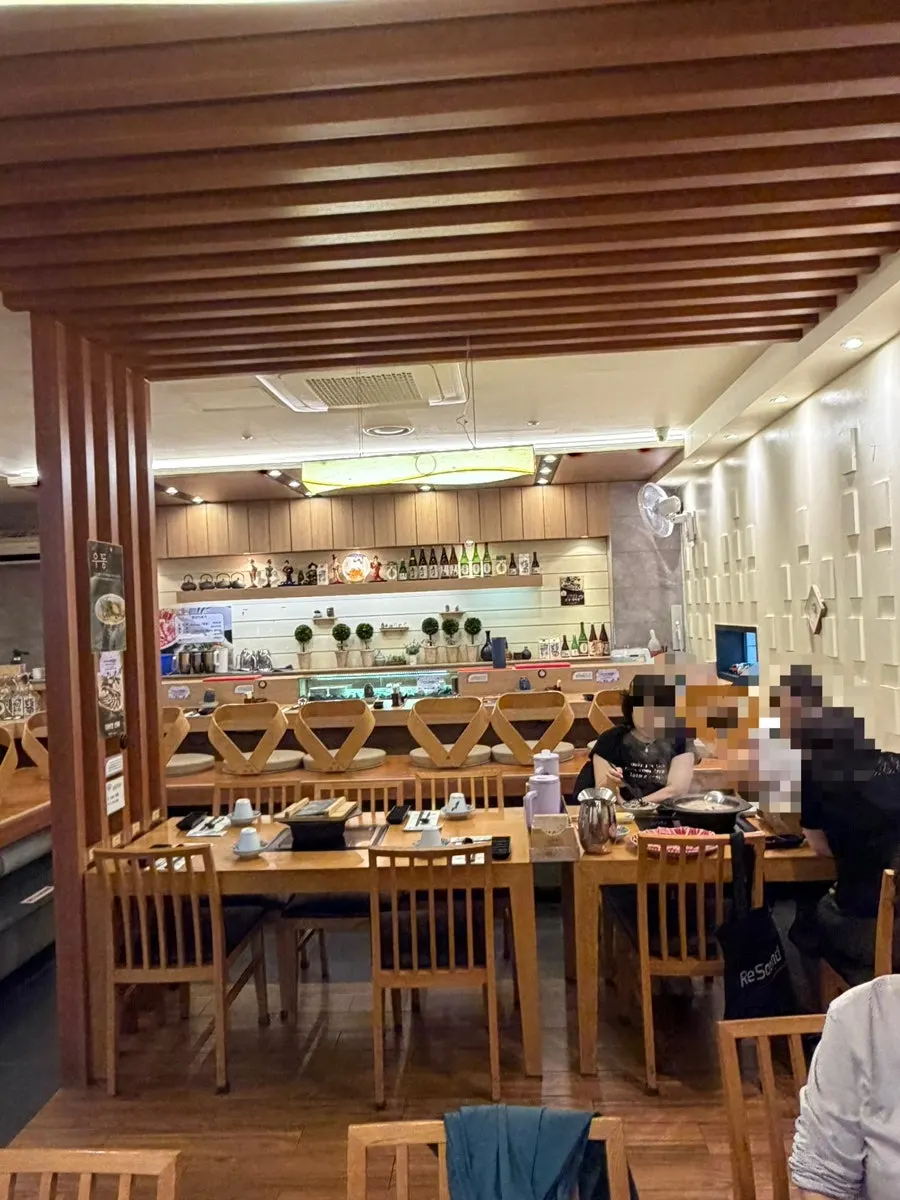 Interior view of Hana Shabu Shabu Junggye Main Branch