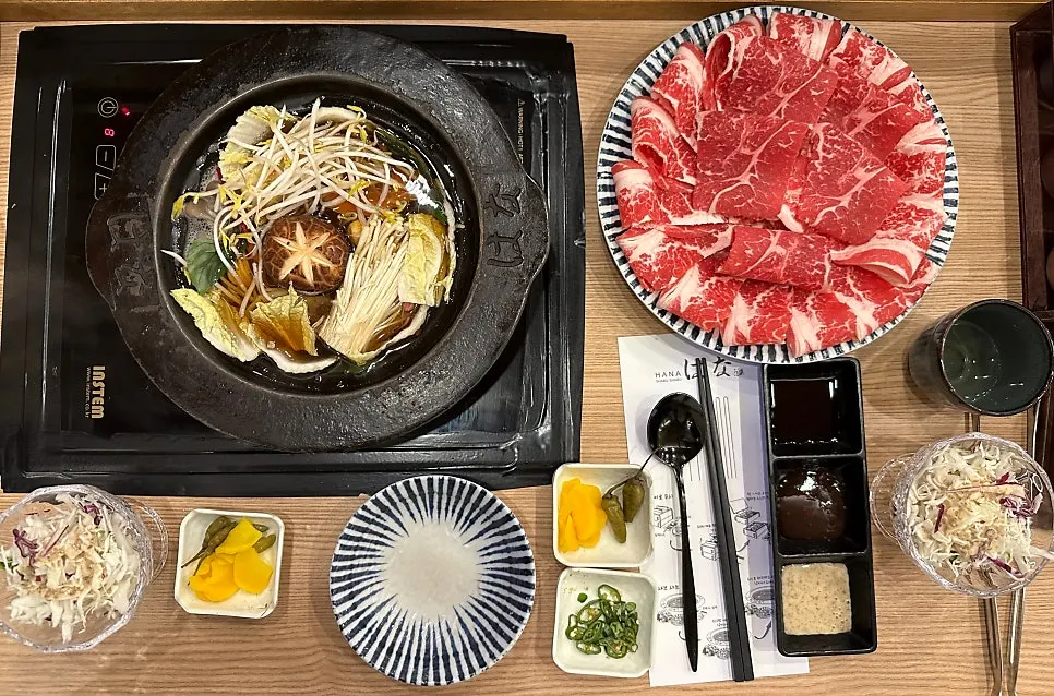 Shabu-shabu broth pot and beef plate