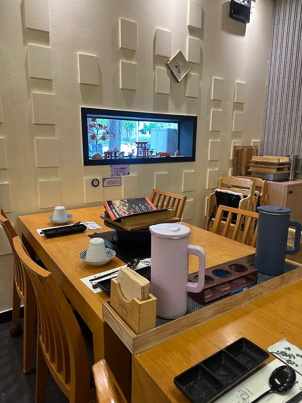 Interior of Hana Shabu Shabu Junggye Main Branch