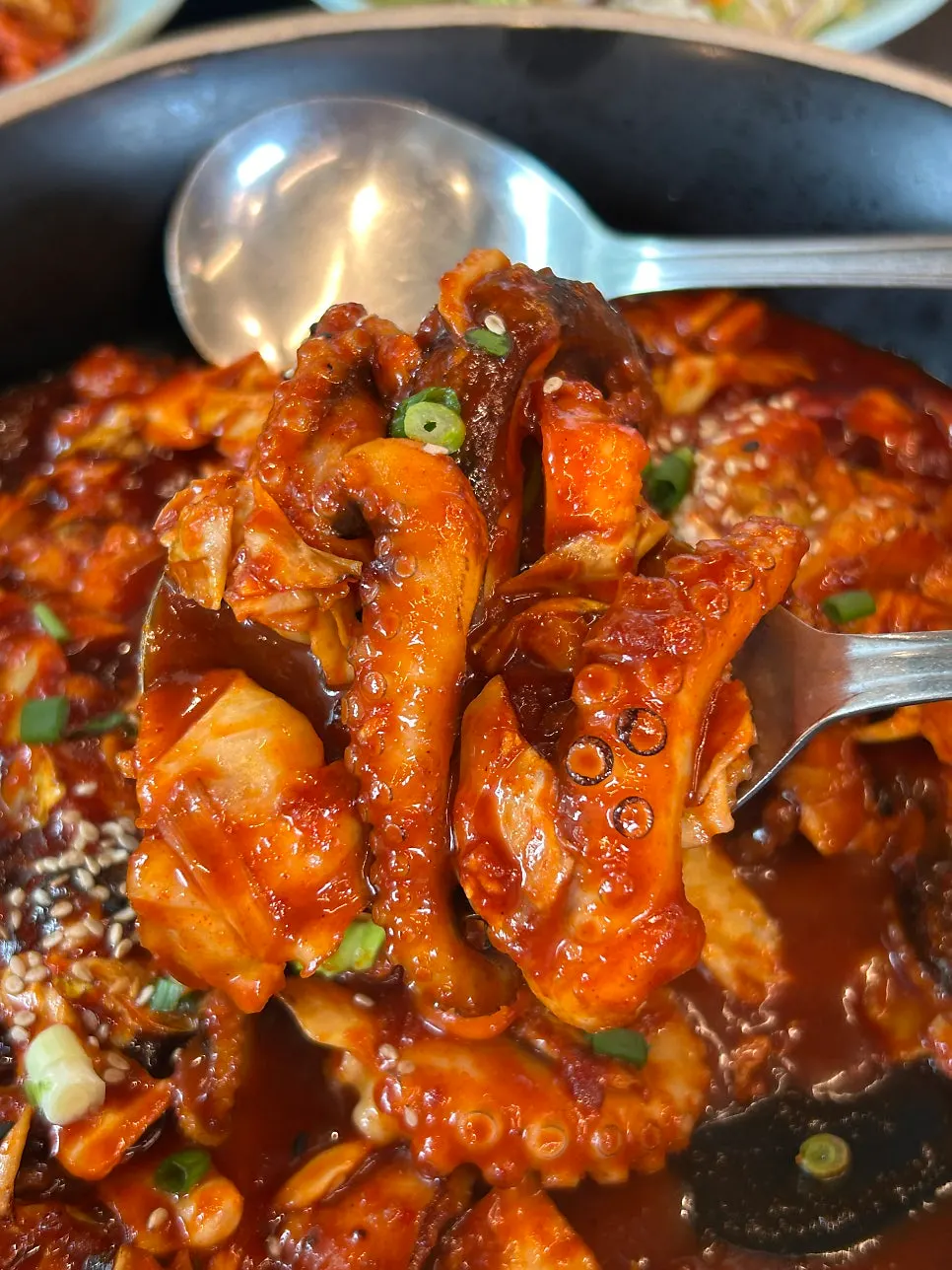 Chewy stir-fried jjukkumi