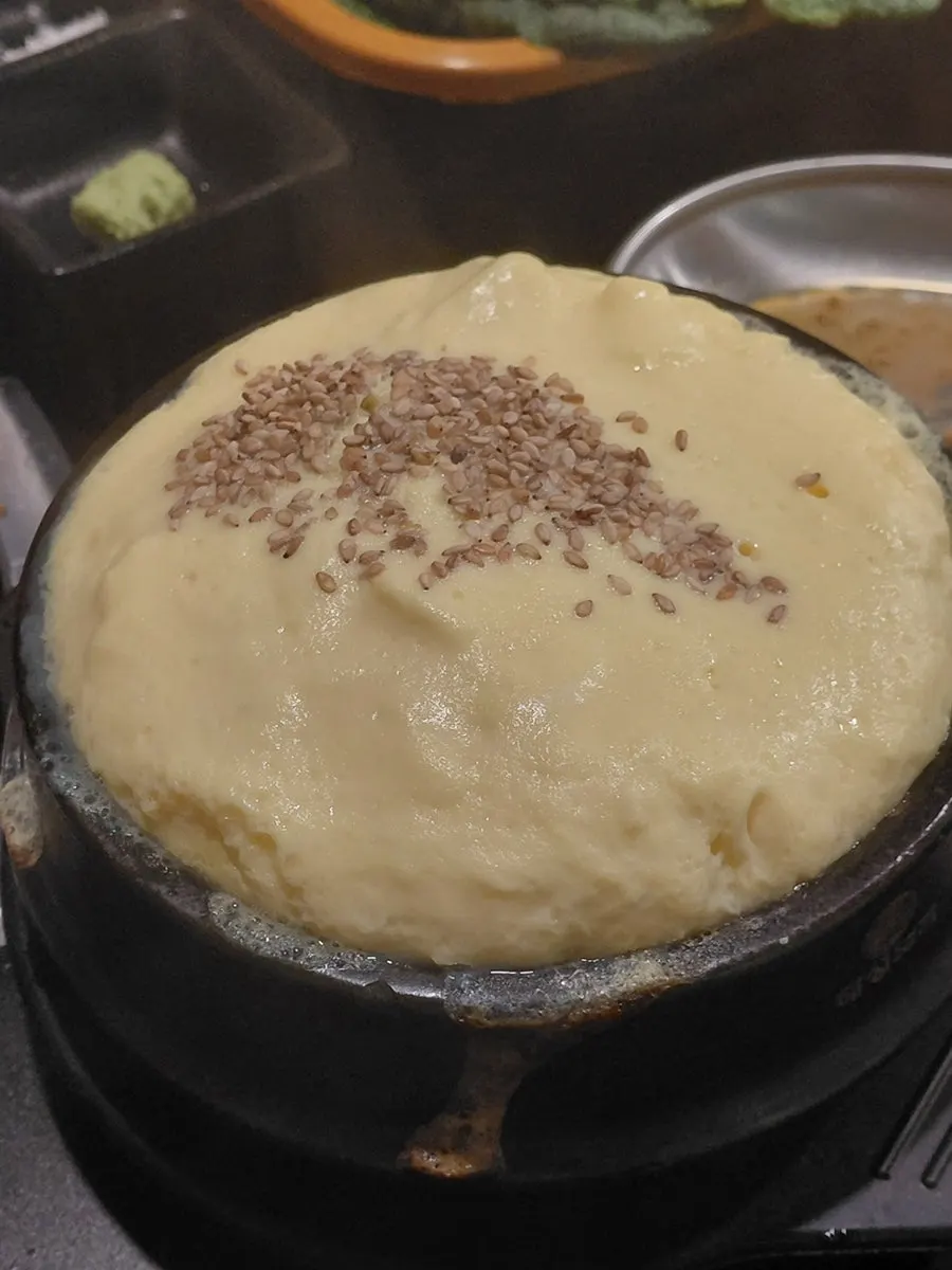 푸딩처럼 부풀어 나온 계란찜