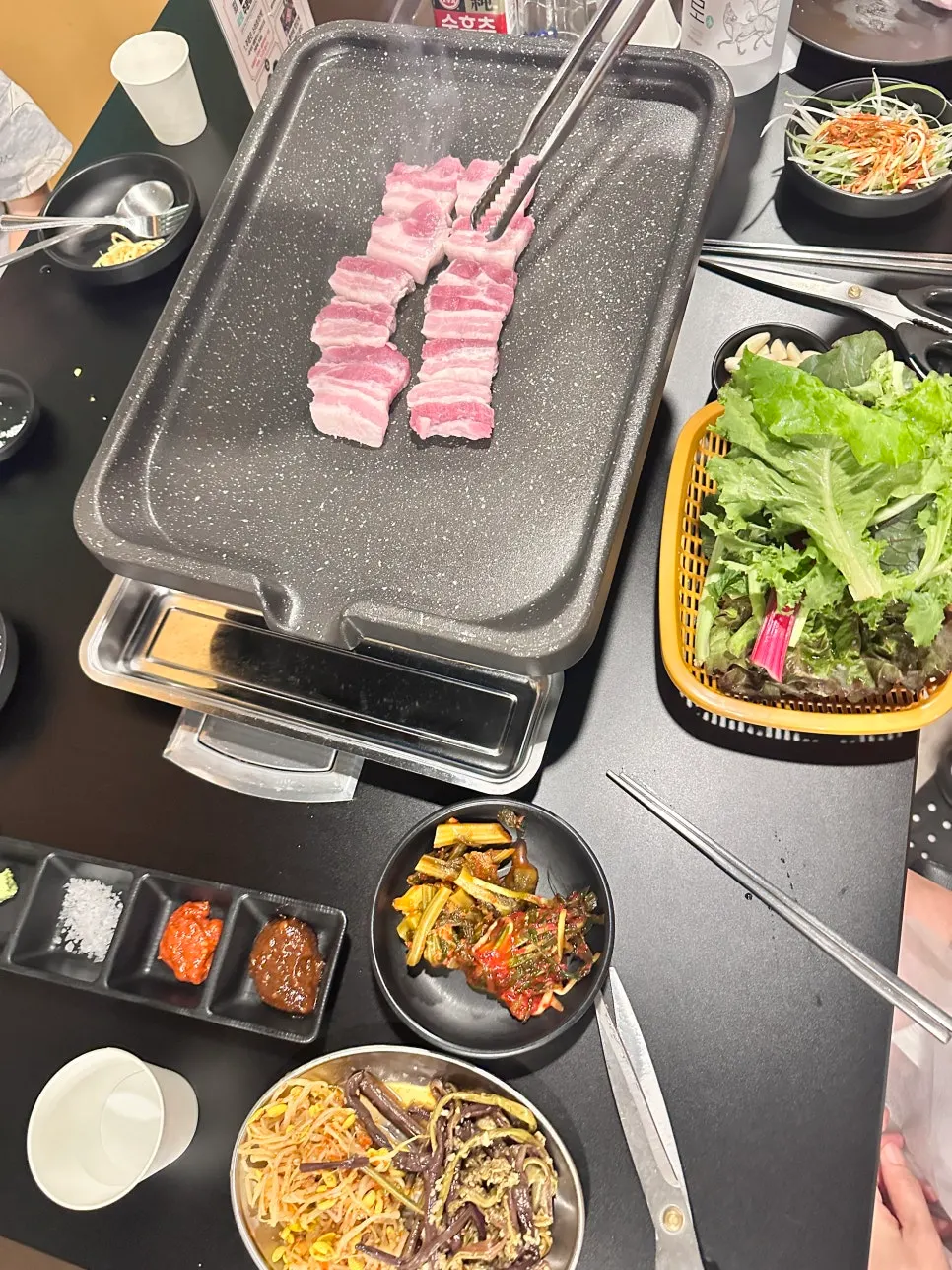 지글지글 구워지는 하남 삼겹살