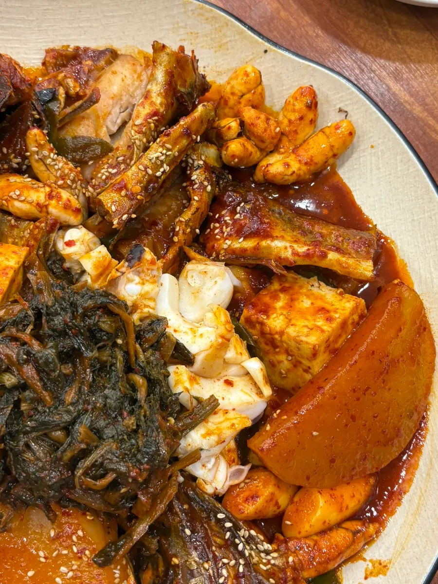 Braised pollock cut into easy-to-eat pieces