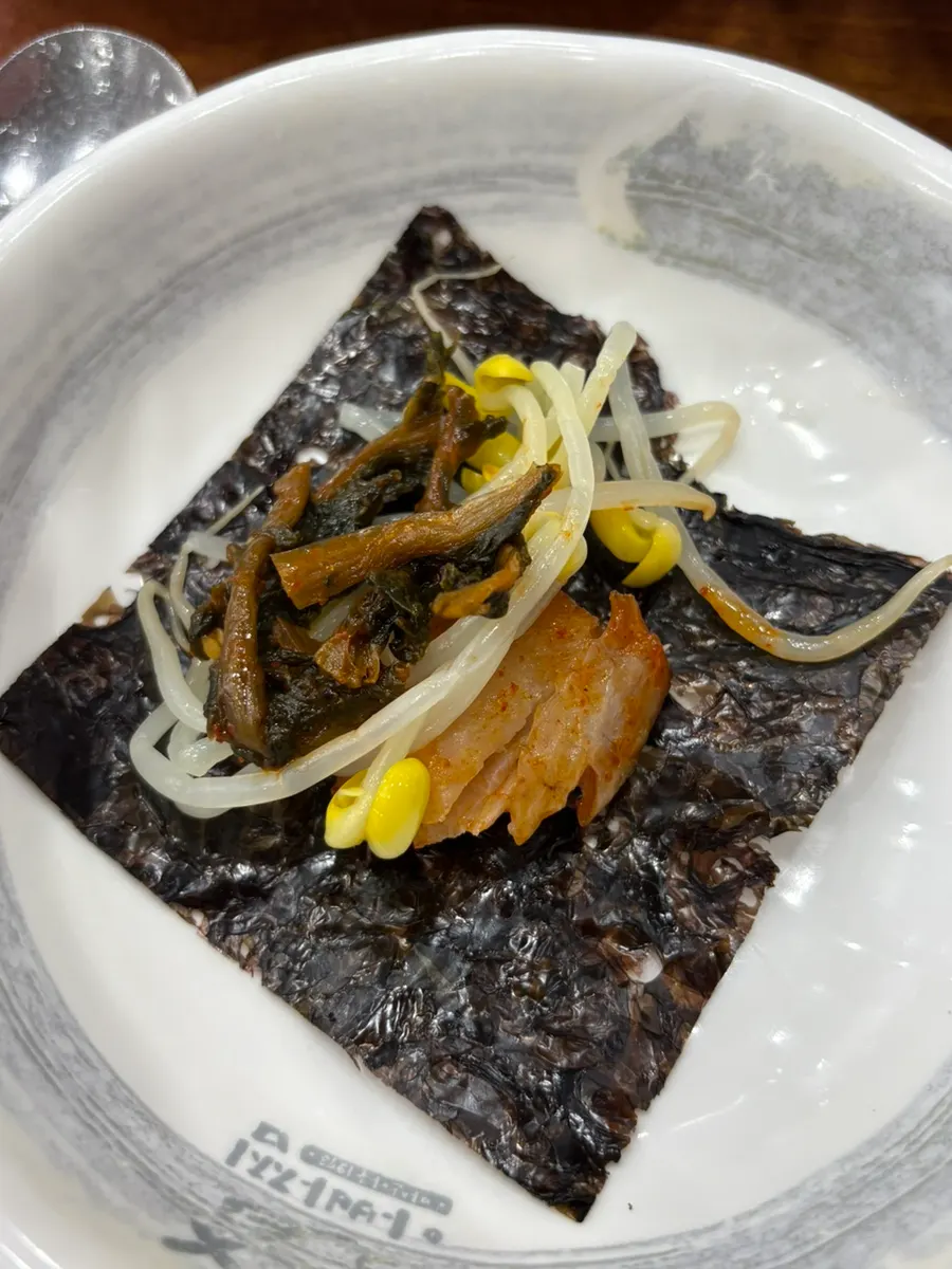 Pot rice finished as nurungji scorched rice tea