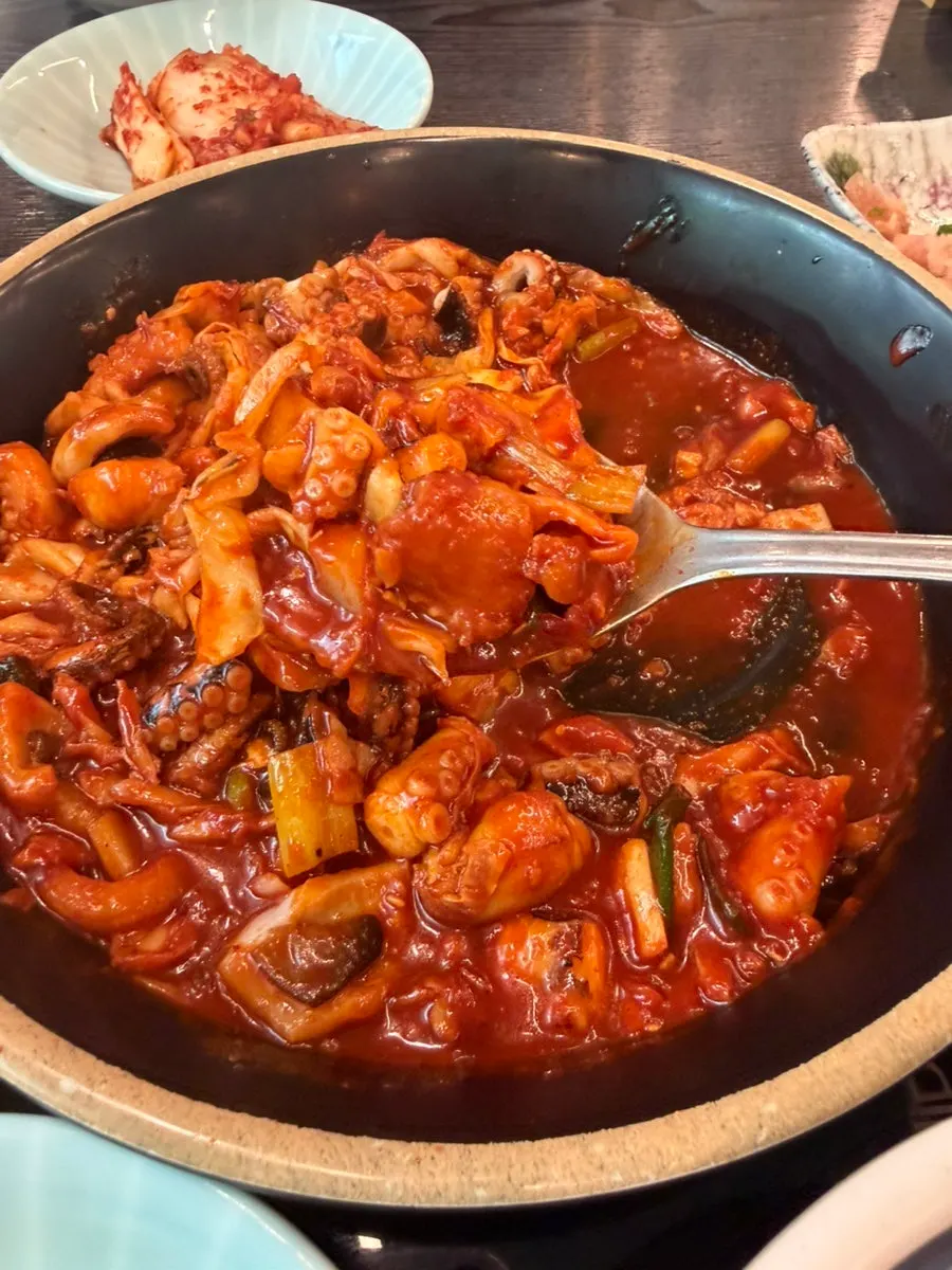 Plump jjukkumi for two people