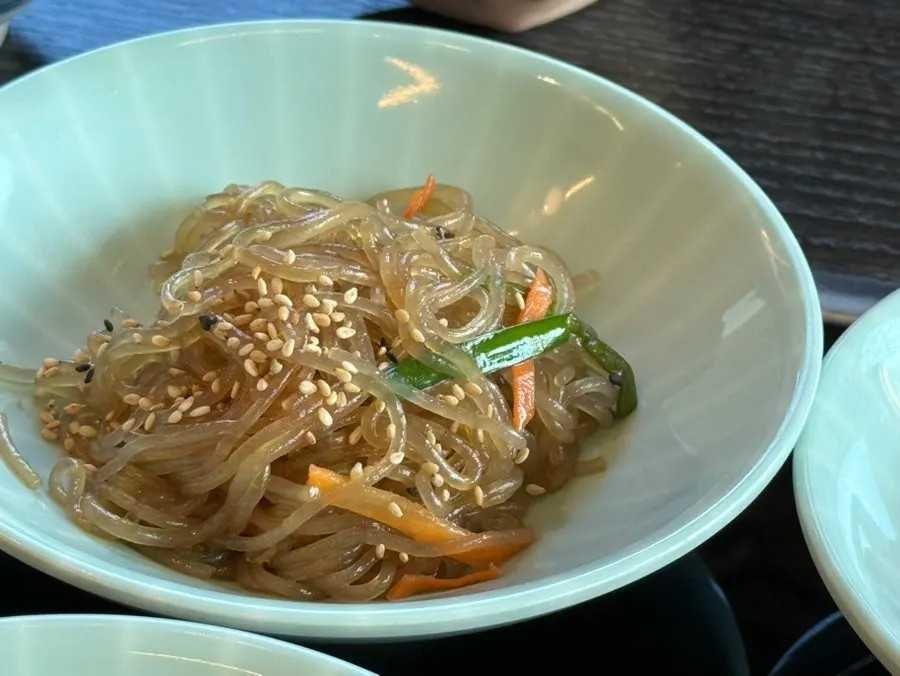 Salad and jellyfish salad side dishes