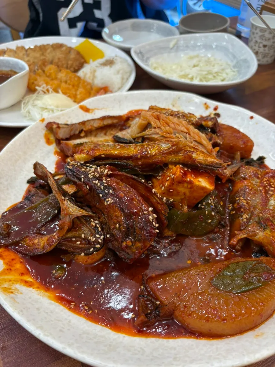 시래기 추가한 코다리조림 소자 한 상