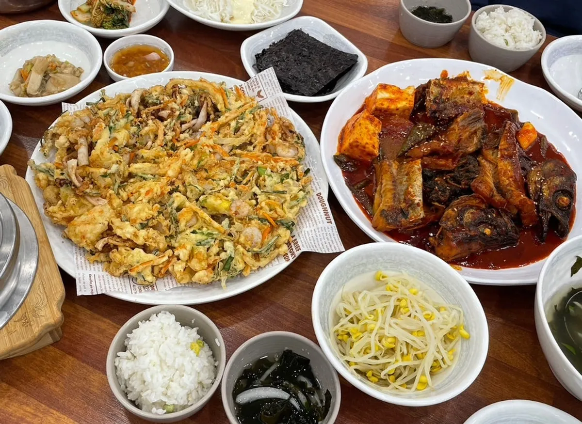Table spread of siraegi braised pollock at Appa Jjim Hanam Main Branch