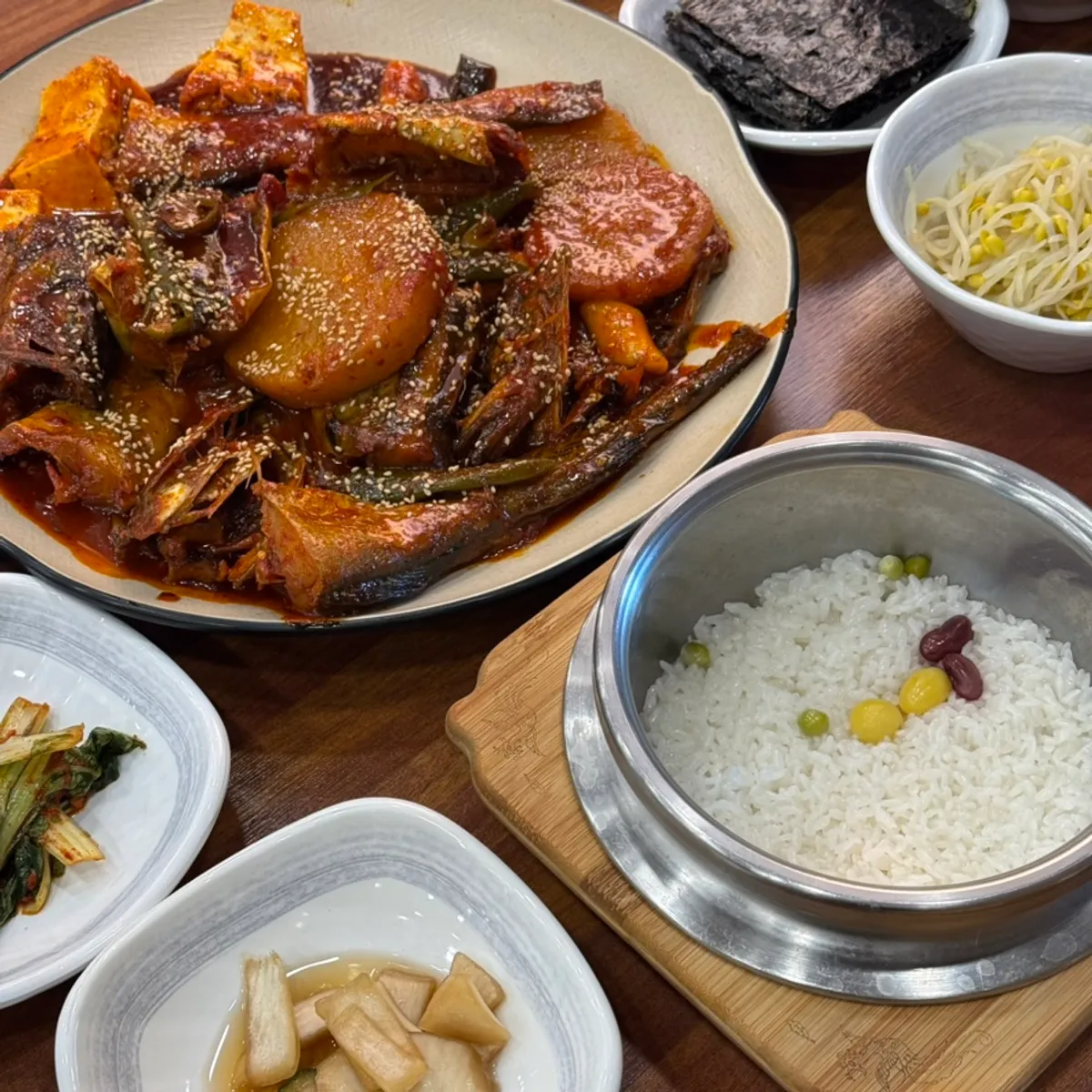 속초코다리조림 3인분과 향미솥밥 2인 상차림
