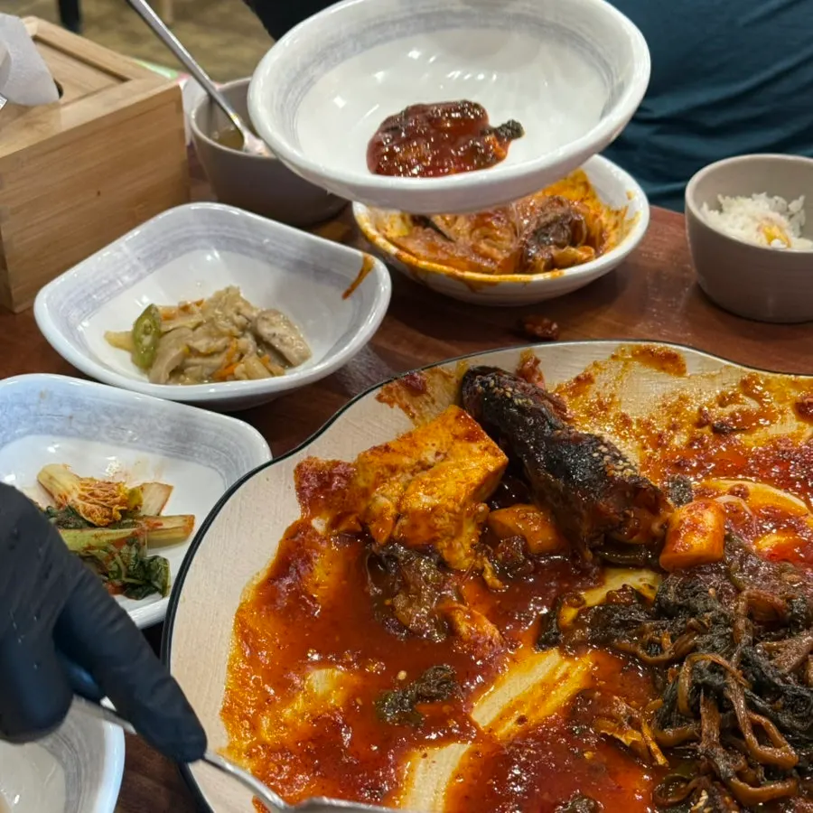 푹 익은 시래기와 코다리조림 양념