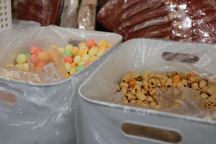 Old-fashioned snack corner that kids kept visiting