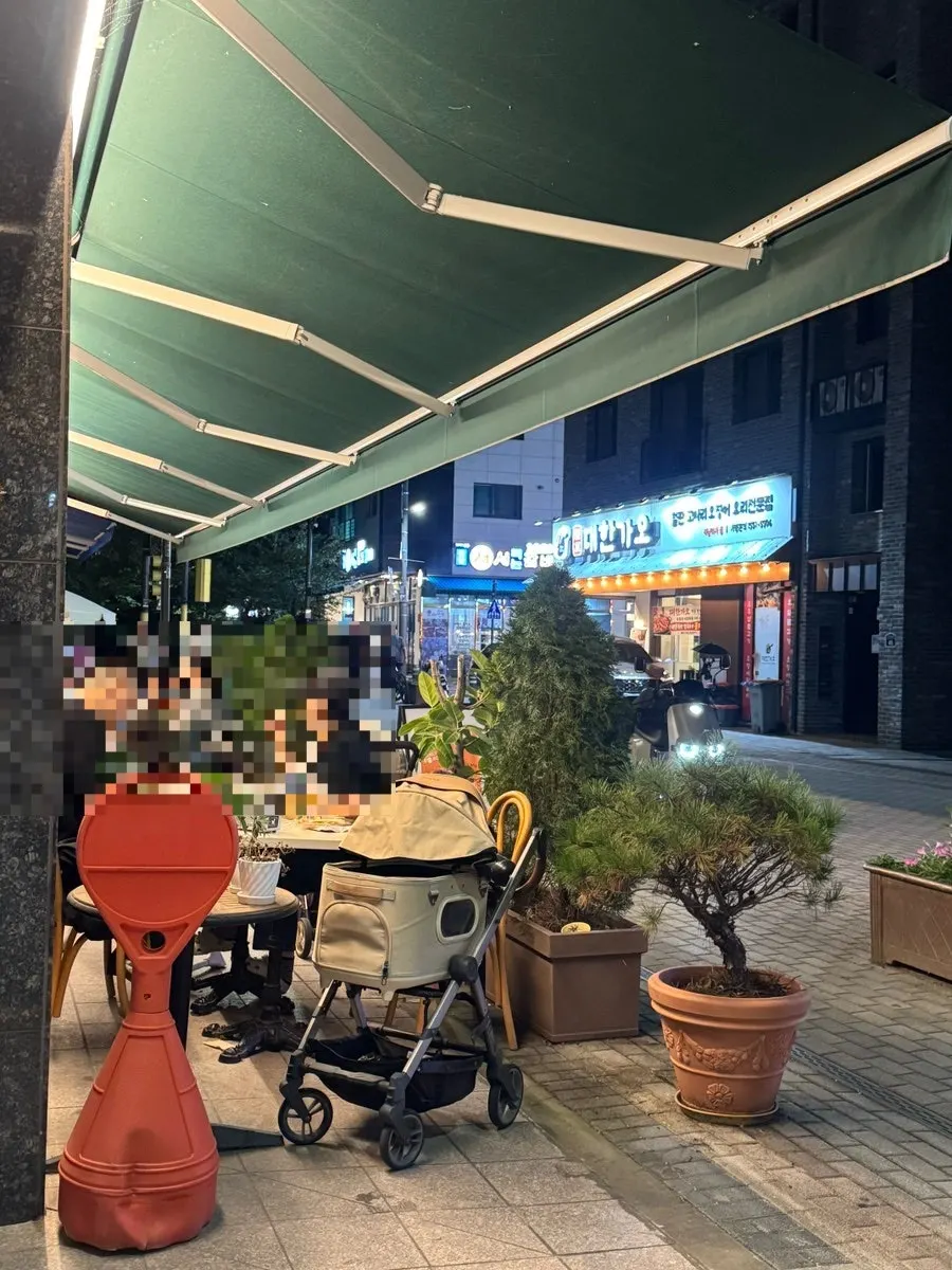 Outdoor terrace seating in front of the restaurant