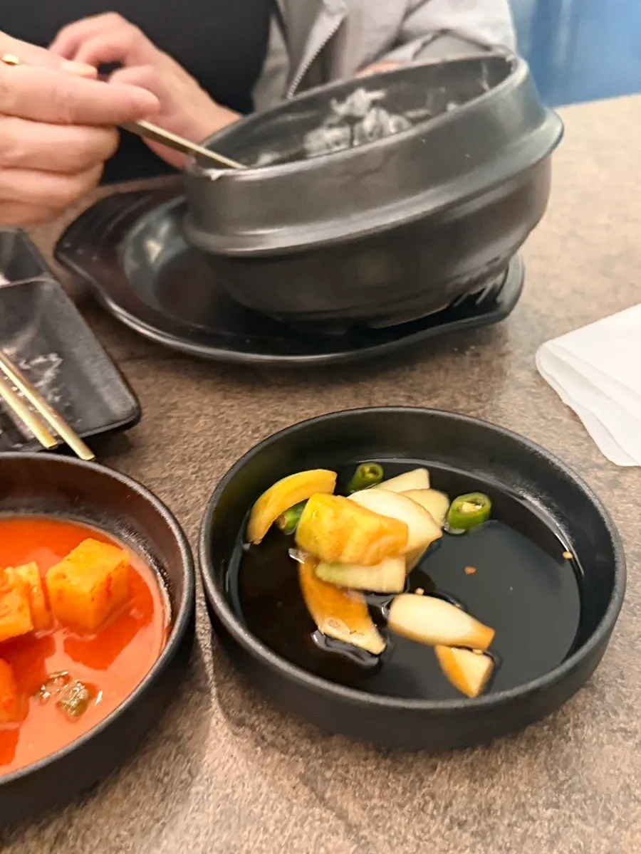 Photo of the samgyetang meal at Baekheukdam in Misa, Hanam