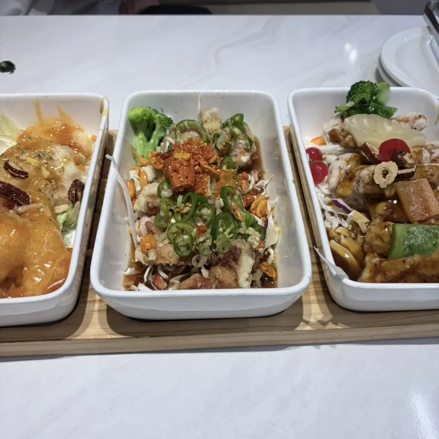 Full spread of the tangsuyuk, yurinki, and chili shrimp combo set