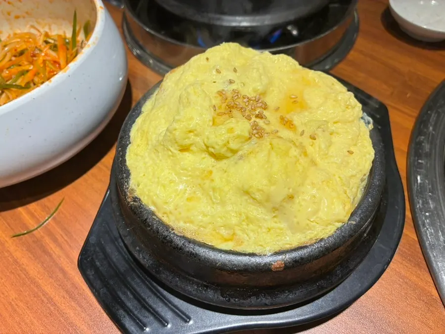 참깨 올린 포슬포슬 달걀찜