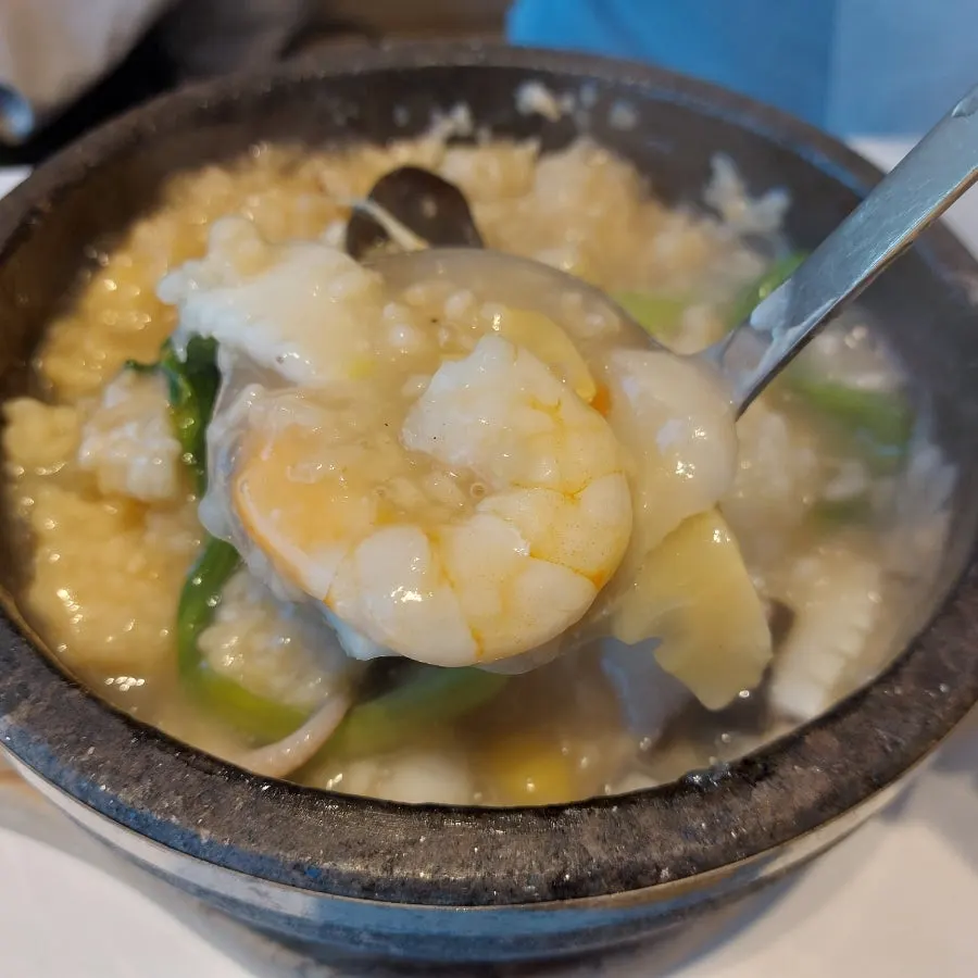 Large shrimp inside the seafood abalone nurungjitang
