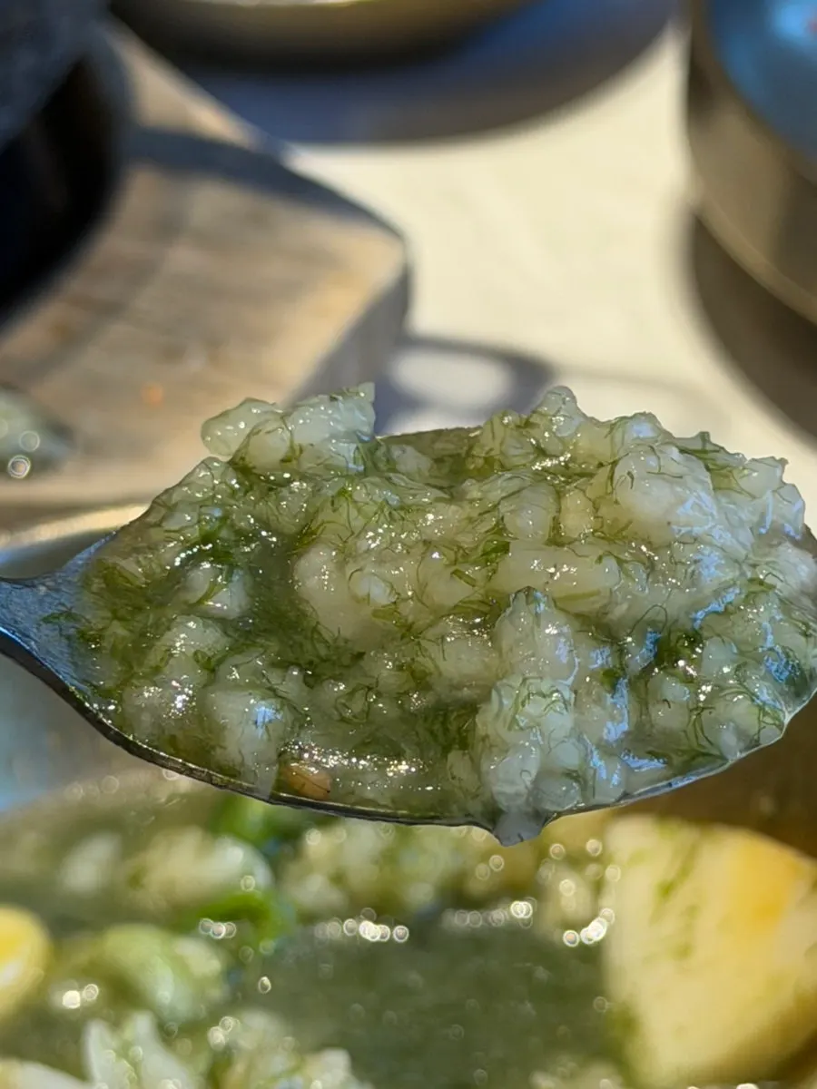 Scorched rice turned moist after soaking in the broth