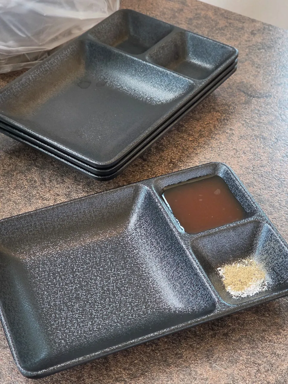 백흑담 간장소스와 맛소금 종지