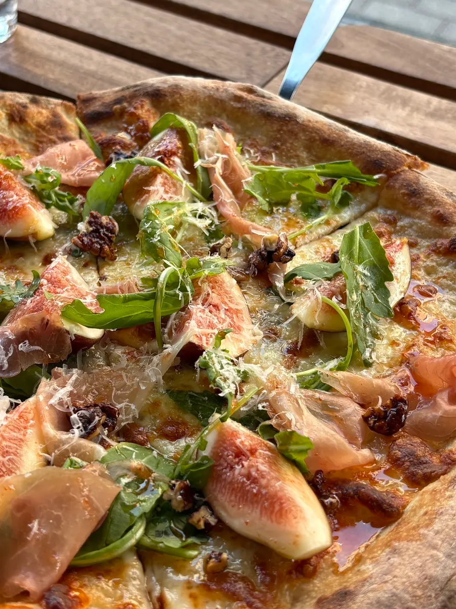 Crisply baked sourdough pizza crust