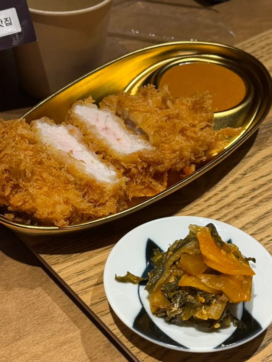 Cross-section of the thick mini tonkatsu