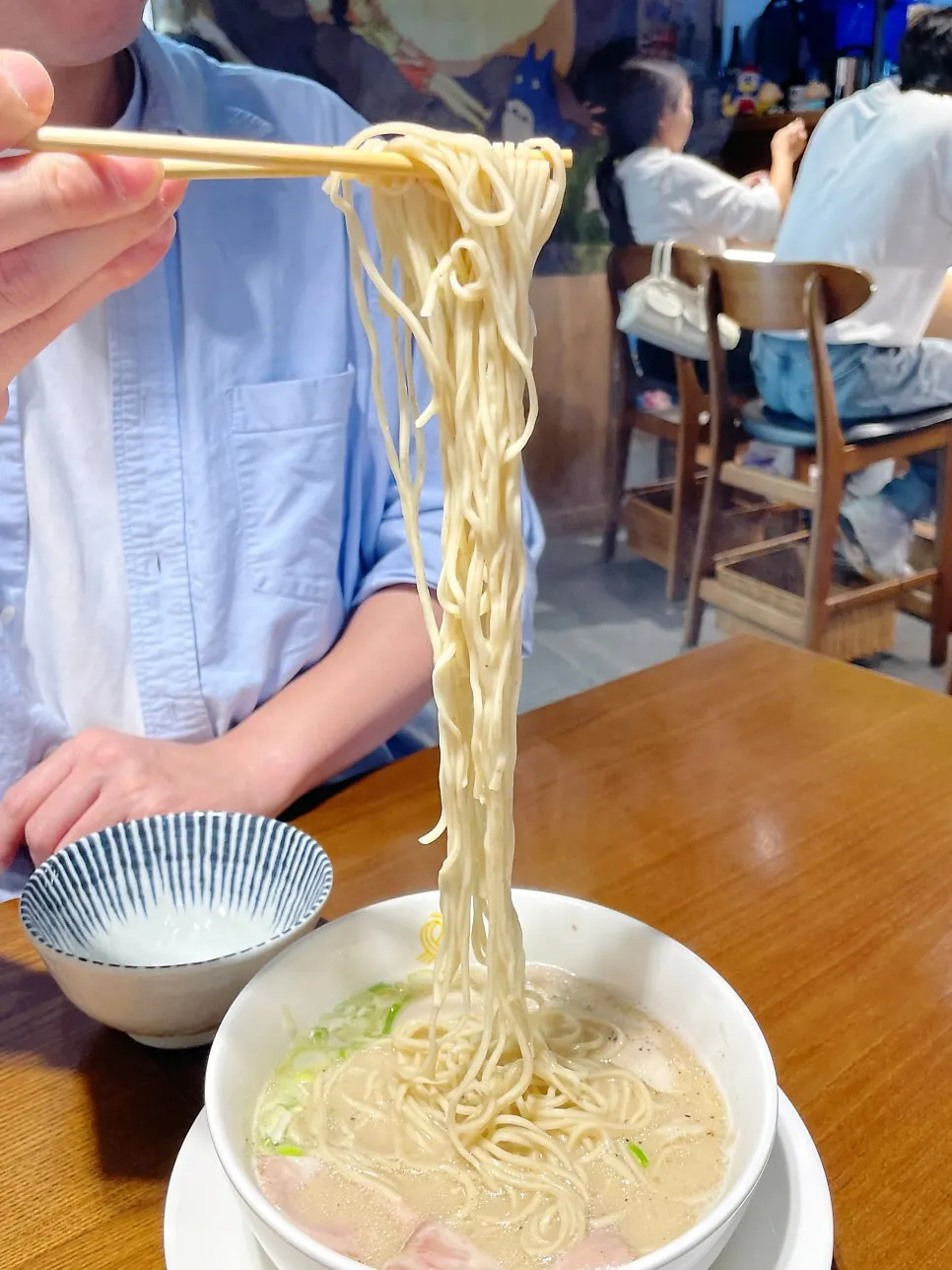 식사를 마친 멘지 테이블