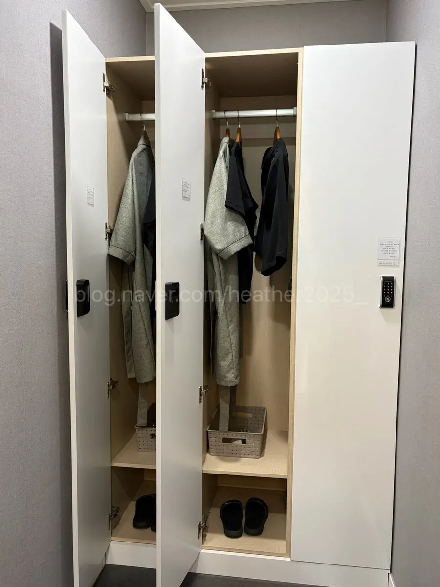 Spacious scalp-care clinic interior